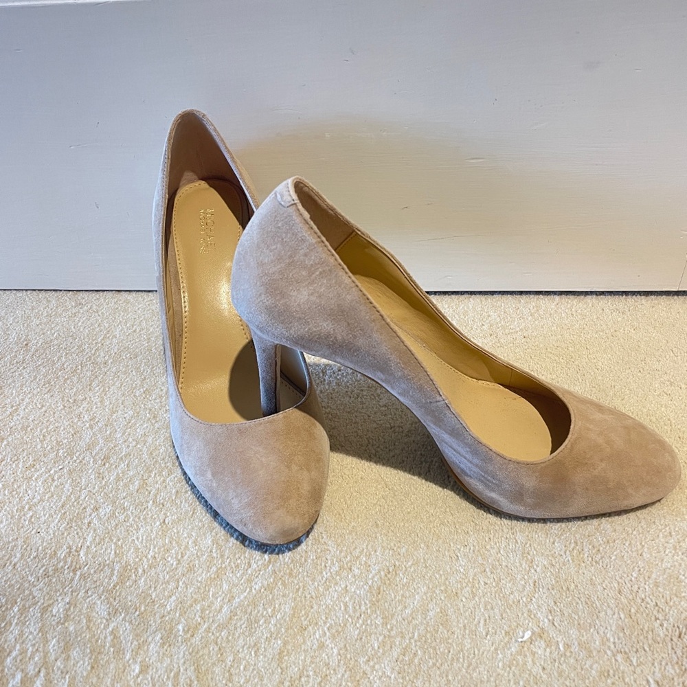 Never Been Worn! Brand New Michael Kors pumps